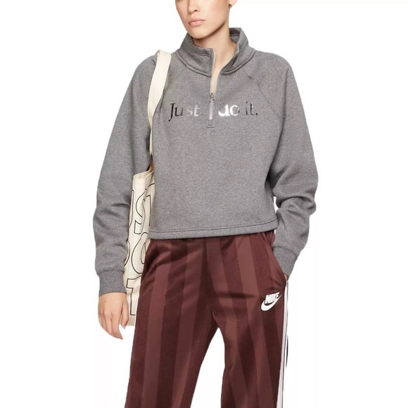 Woman’s Nike Half zip sweatshirt- 1x new without tags - Picture 1 of 5